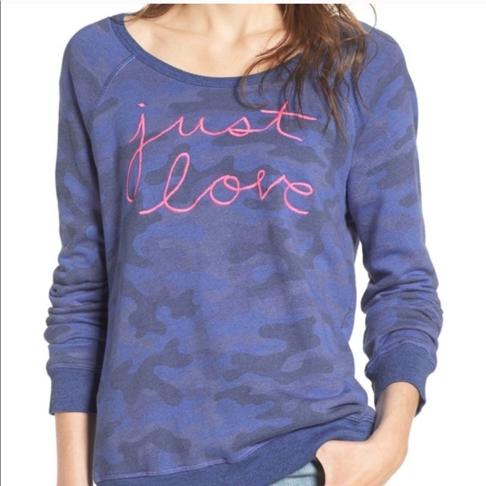 Sundry 1 /‎ Small Just Love Embroidered Sweatshirt